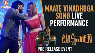 Maate Vinadhuga Song LIVE Performance  Taxiwaala Pre Release  Allu Arjun  Vijay Deverakonda [upl. by Aruasi]