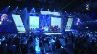 Unheilig amp Adoro  Geboren um zu Leben Live beim Bambi 2010 HD 720p [upl. by Dominy]