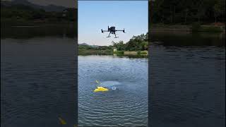 Collecting water samples with DJI M350 RTK 💦 djienterprise drone droneecosystem dji dronetech [upl. by Cuhp481]