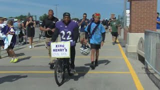 Ravens embrace Packer tradition of riding kids bikes to practice [upl. by Wil]