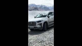 Driving MG Gloster Down to Pangong Lake Stunning Side View [upl. by Walcoff]