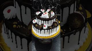 Black forest cake decoration cakedecoration cakedesign cakerecipe youtubeshorts shorts [upl. by Balsam]