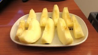 HOW TO PEEL CORE CUT APPLE IN LESS THAN 2 MIN [upl. by Ignacius]