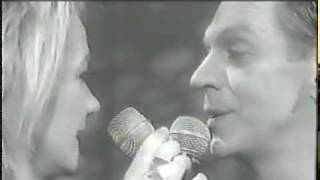 Élise Guilbault et Marc Labrèche chantent La Chanson des vieux amants de Jacques Brel [upl. by Aenej294]