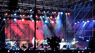 Incredibilmente giù Concerto dei Pooh Messina 2023 [upl. by Naaitsirhc]