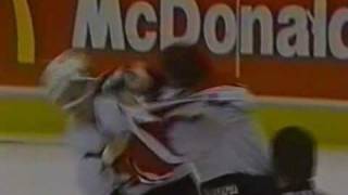 Bob Probert vs Bill Huard Dec 23 1995 [upl. by Eiramlatsyrk]