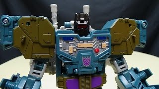 Generations Combiner Wars Voyager ONSLAUGHT EmGos Transformers Reviews N Stuff [upl. by Phina]