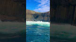 Fingalls Cave Scotland 🏴󠁧󠁢󠁳󠁣󠁴󠁿 viralshort viralvideo scotland fingallscave [upl. by Sualokin785]