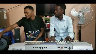 WAGENDANYE NATWE MUBIHE BYARIBIKOMEYEKWIRIBA COVERED BY PATRICK HAMWE NA GABBY [upl. by Vine303]