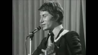 Jacques Dutronc  La fille du père Noël LIVE Louvain  1967 [upl. by Phyl]