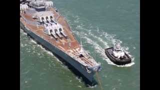 Battleship USS Iowa BB61 passing under Golden Gate bridge for her final voyage to LA 05 26 2012 [upl. by Mima]