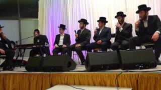 Motty Ilowitz Behar Hamoriah With Motty Houchberg and Chior at Mesivte Dinner In London [upl. by Mrots]