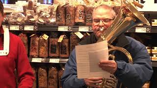 FLASHMOB IM EDEKA – Blasorchester Greifswald – Schlittenfahrt – Little Drummer Boy [upl. by Oicnedurp]