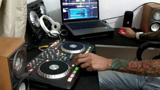 Numark mixtrack scratch djjohnny [upl. by Chambers]