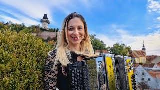 Claudia Hinker spielt den quotMarsch der Steirerquot für alle Harmonika Fans [upl. by Freyah746]