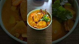 Chicken massaman curry thailand food foodie thaifood dinner curry massamancurry [upl. by Eirellam976]