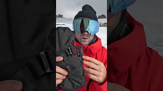 Important feature to look for in snowboard mittens snowboarding ​⁠686 686 [upl. by Schug]