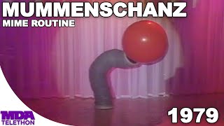 Mummenschanz  Mime Routine  1979  MDA Telethon [upl. by Adlaremse975]