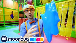 Blippi Aprende los Cinco Sentidos  Vídeos Educativos para Niños  Moonbug Kids en Español [upl. by Airretnahs487]