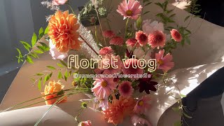 Florist vlog  크리스마스 리스 만들고 엽떡 먹고 붕어빵 먹고 꽃다발 포장하고 배송하는 플로리스트 일상 [upl. by Polk101]