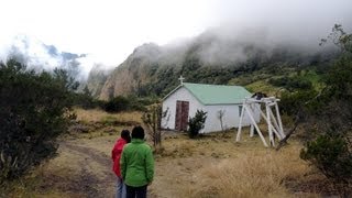 Randonnée à Mafate île de la Réunion [upl. by Nolyar]