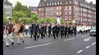 Gerresheimer Blaskapelle beim Düsseldorfer Schützenfest am 15 Juli 1984 [upl. by Llertniuq]