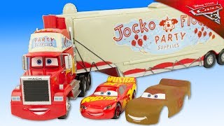 Disney Cars 3 Camion Mack Truck Jocko Flocko Lanceur Flash McQueen Disneystore Jouet Review [upl. by Pazia]