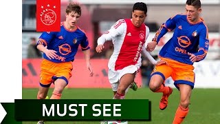 Supersolo van Justin Kluivert in jeugdklassieker [upl. by Ardelis]