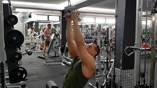 Close Grip Lat Pulldowns [upl. by Hogan]