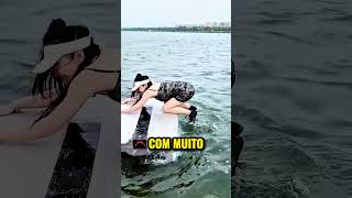 Esta Garota Conserta Seu Jet Ski Na Água 🤯 [upl. by Sirkin]