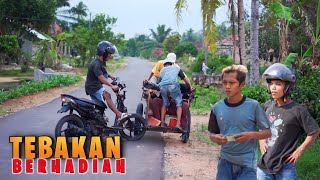 TEBAKAN BERHADIAH‼️ Action Comedy Episode 46  FILM PENDEK Video Lucu Terbaru 2023 [upl. by Luane118]