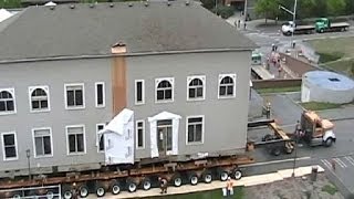 Oversize Load Trucks  Moving the House 1 [upl. by Choong]