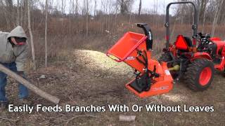 WoodMaxx TM86H 8quotx 6quot PTO wood chipper action video [upl. by Damalus]