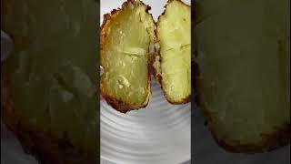 GIANT ROAST POTATO SKINLESS JACKET POTATO AIR FRYER jacketpotato roastpotatoes airfryer [upl. by Rosa757]