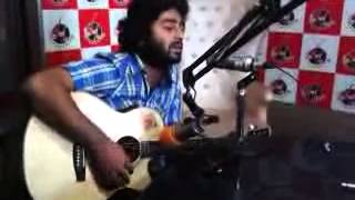 Milne Hai Mujhse Aayi Live Unplugged By Arijit Singh [upl. by Waddle]