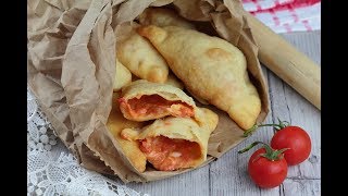 Panzerotti Baresi  Trucchi e Segreti della ricetta tradizionale [upl. by Gwenora]