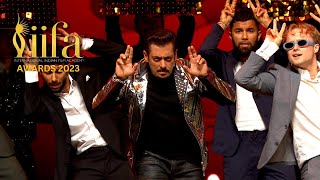 Salman Khan shows off his Evergreen Energy  IIFA 2023 [upl. by Judy224]