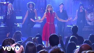 Taylor Swift  We Are Never Ever Getting Back Together Live from New York City [upl. by Amador]