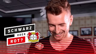 Bier oder Glühwein  Lukas Hradecky in ⚫️ Schwarz oder Rot 🔴 [upl. by Corin787]