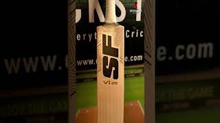 Searching for the ultimate cricket bat🏏Chose the SF V1 25 🔥  Crickstore cricket [upl. by Novyert]