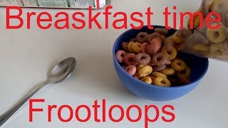 FROOT LOOPS breakfast cereal review  مراجعة كيلوغز رقائق الافطار فروت لوبس [upl. by Darra407]