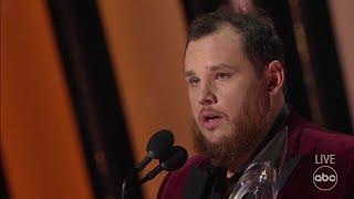 Luke Combs Accepts the 2021 CMA Award for Entertainer of the Year  The CMA Awards [upl. by Cyn]