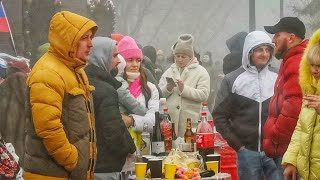 МАРИУПОЛЬ ТОЛПЫ Людей ВЫШЛИ Отметить Новый Год☁️☁️Восстановление и Жизнь города СЕГОДНЯ [upl. by Lenod66]