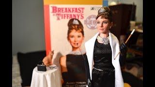 12quot 16 Star Ace AUDREY HEPBURN  HOLLY GOLIGHTLY in BREAKFAST AT TIFFANYS FIGURE unboxing amp review [upl. by Wemolohtrab]