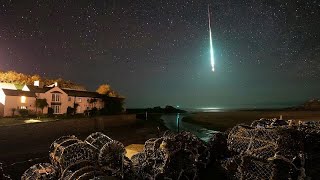 Impresionantes imágenes de la entrada de un meteorito en la atmósfera [upl. by Manus]