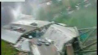 LONG VERSION Minneapolis Bridge Collapse Minnesota Video [upl. by Nnauol557]