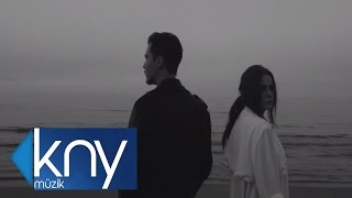 Erdem Kınay Ft Merve Özbey  Helal Ettim  Official Video [upl. by Helena]