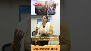 Deceptive meaning  Hindi English Translation  Spoken English  english vocabulary shorts ias [upl. by Lugar]