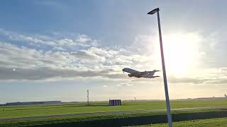 Schiphol Spottersplek bij MC Donalds A380 Emirates [upl. by Evander356]