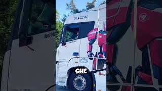 Today this Chinees girl truck driver is very tired🤯 short the girl truck driver tired facts [upl. by Chui]